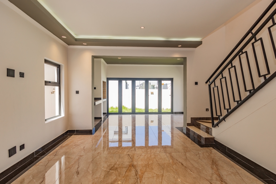 3 Bedroom Property for Sale in Sandown Western Cape